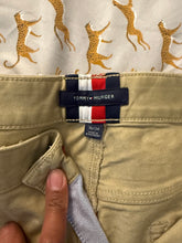 Load image into Gallery viewer, Tommy Hilfiger Khaki Trousers
